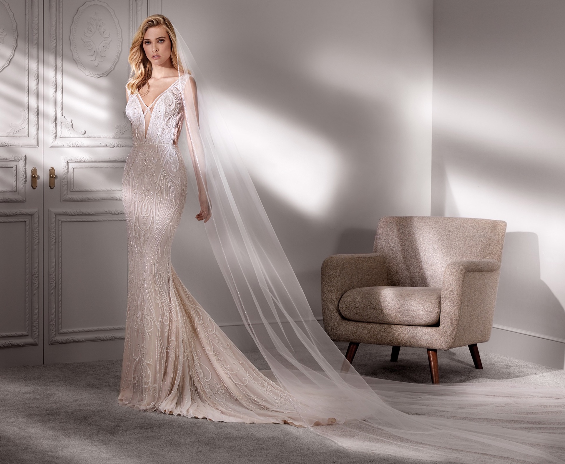 Questions to Ask When Wedding Dress Shopping