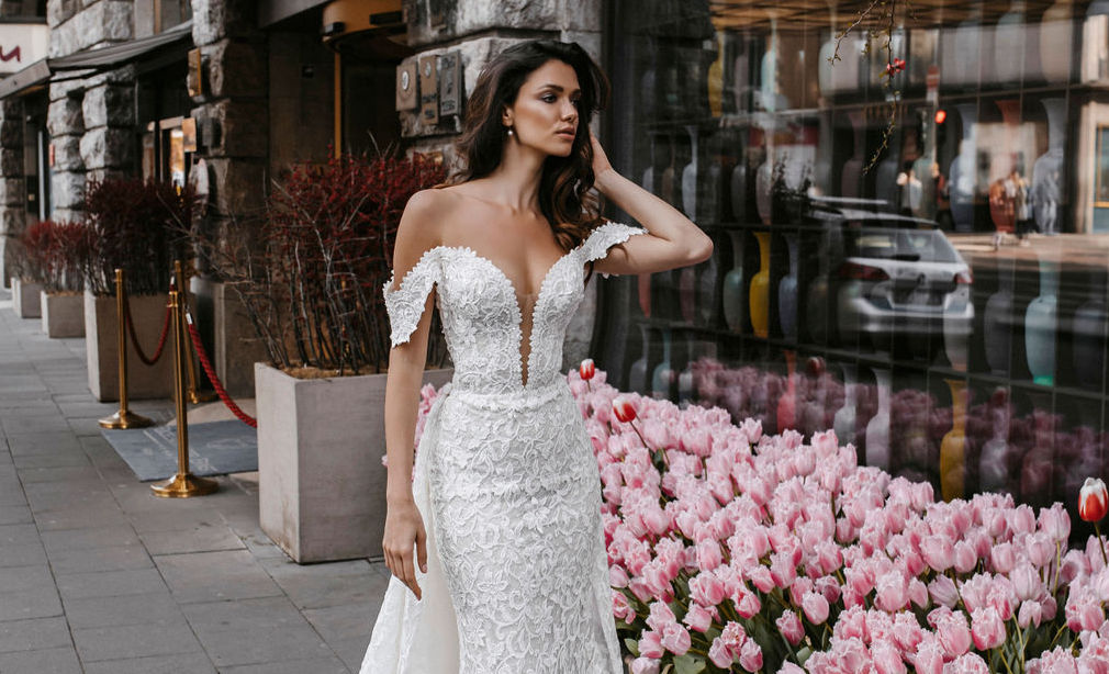 9 Modern Ball Gowns For Your Princess Wedding Fantasies